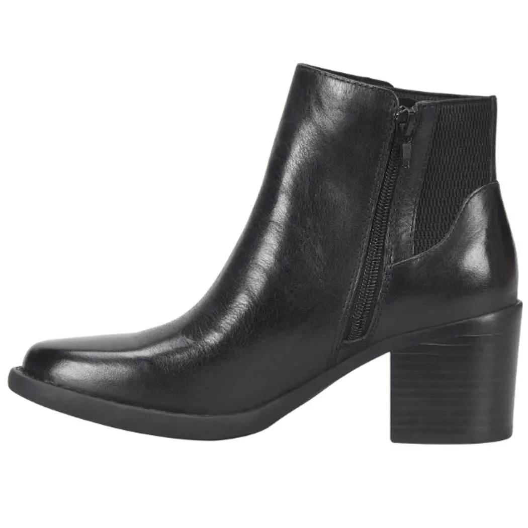 Born Henni Heeled Chelsea Boot Black (Women's)