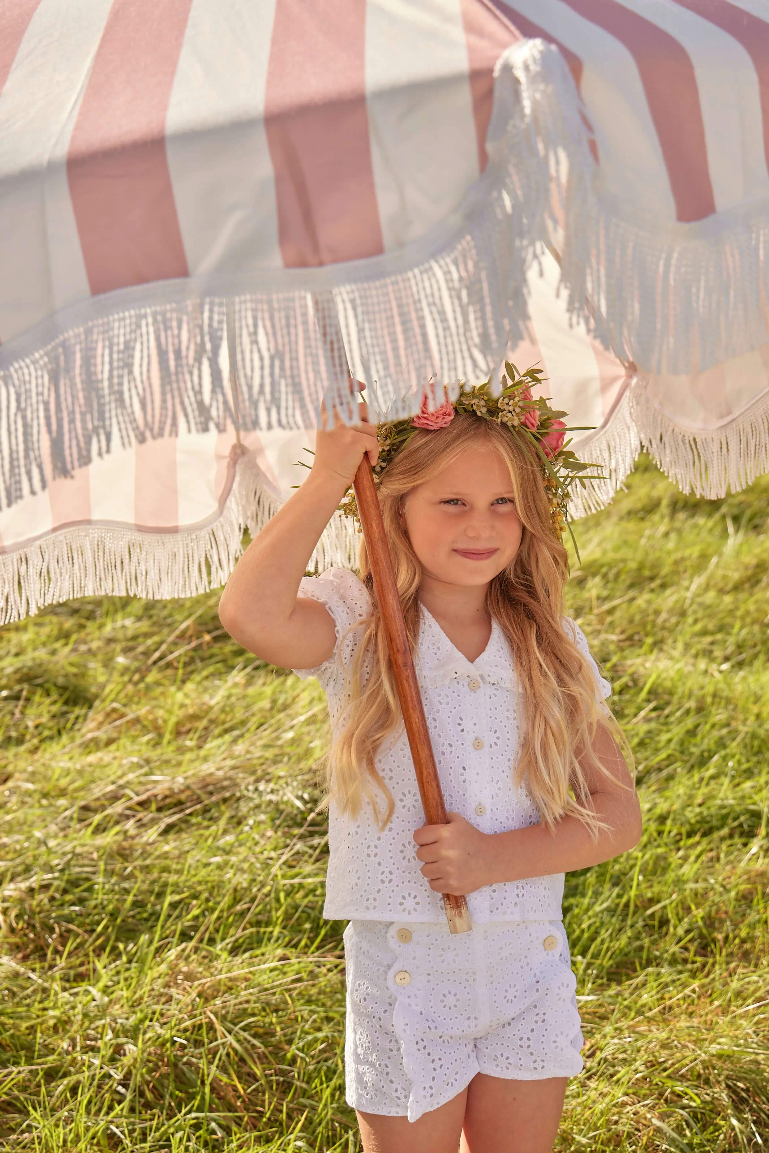 Broderie Anglaise Statement Collar Short Sleeve Blouse in White (4-10yrs)