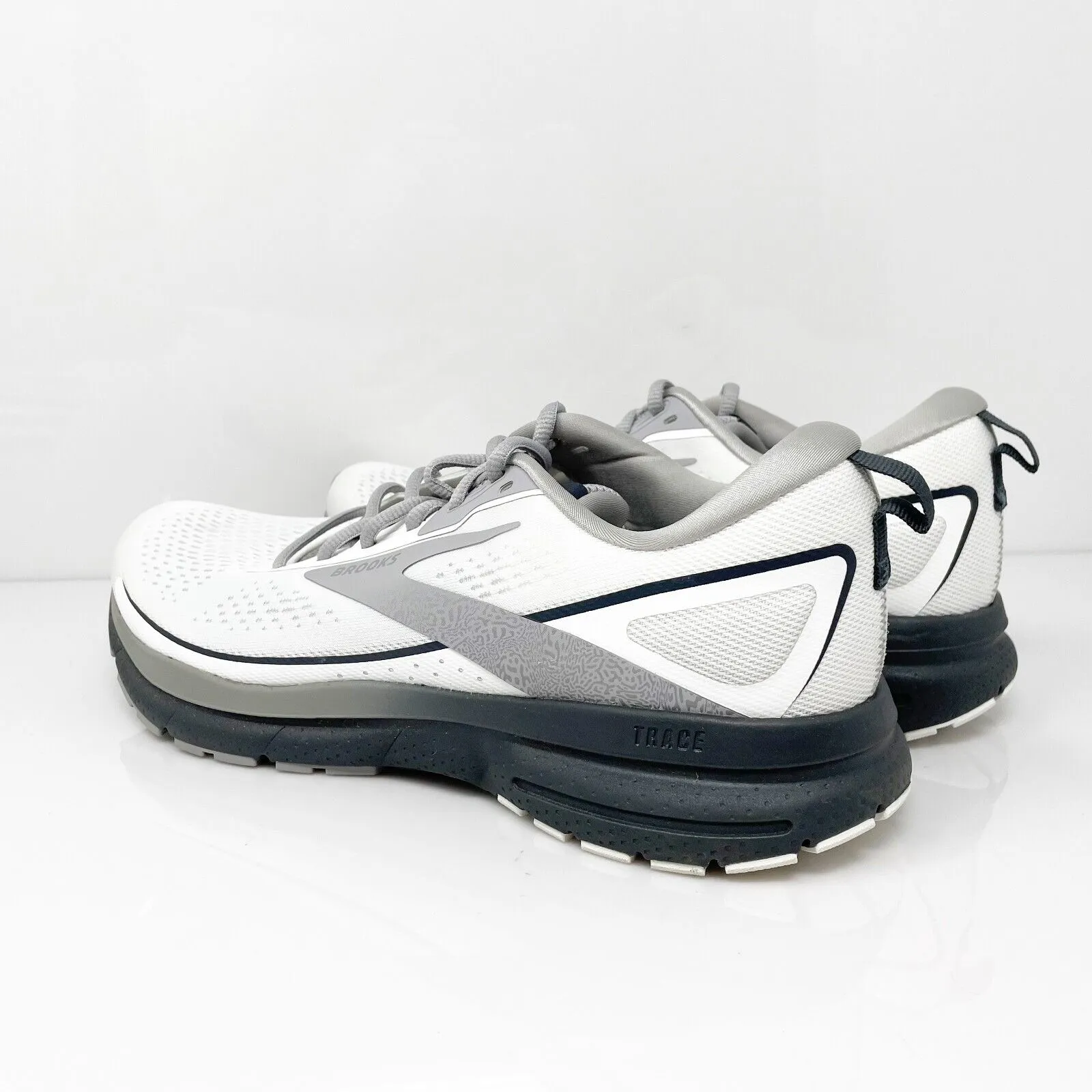 Brooks Mens Trace 3 1104121D180 White Running Shoes Sneakers Size 10.5 D