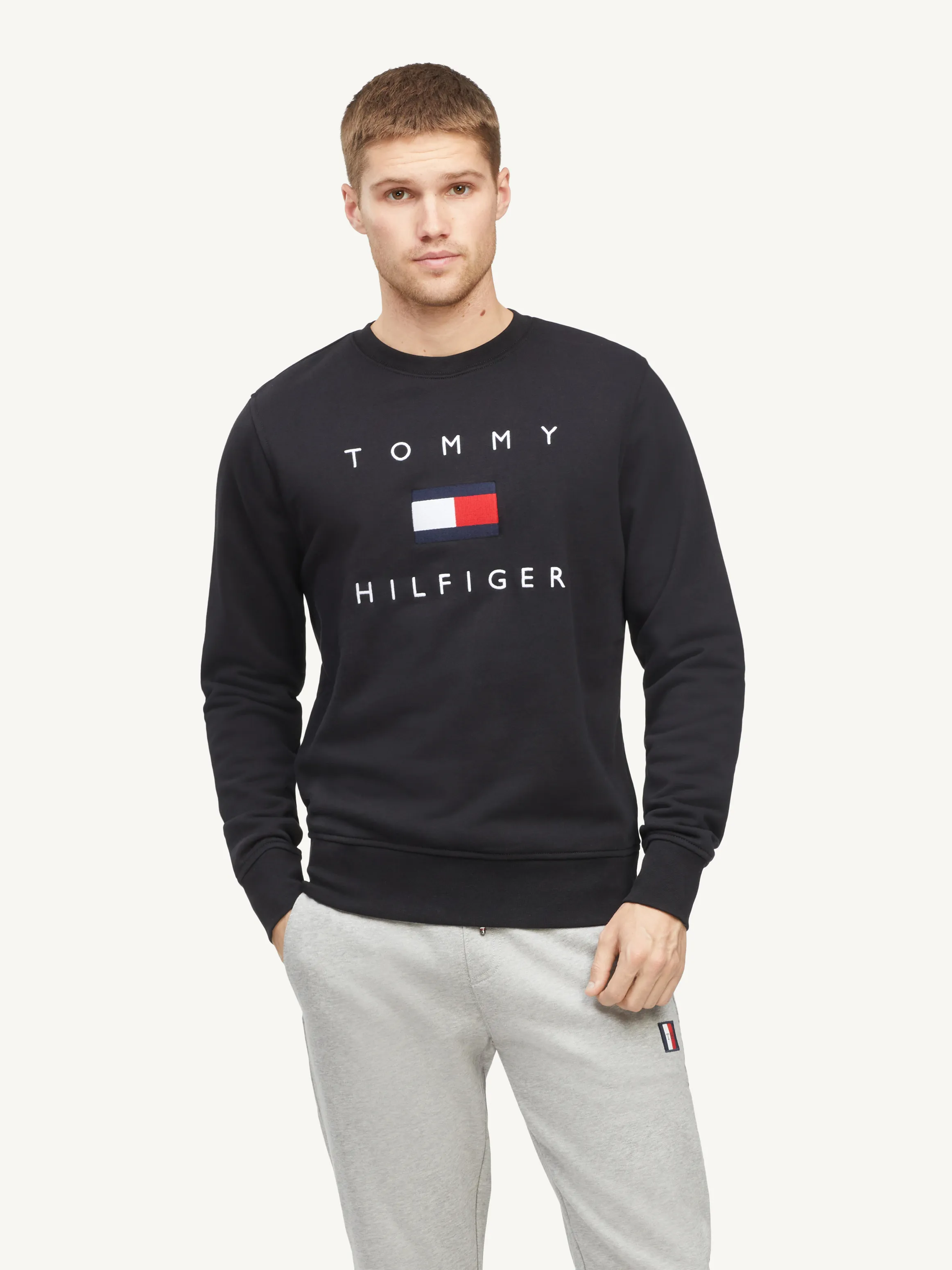 Tommy Flag Sweatshirt | Sweatshirts & Hoodies | Tommy Hilfiger