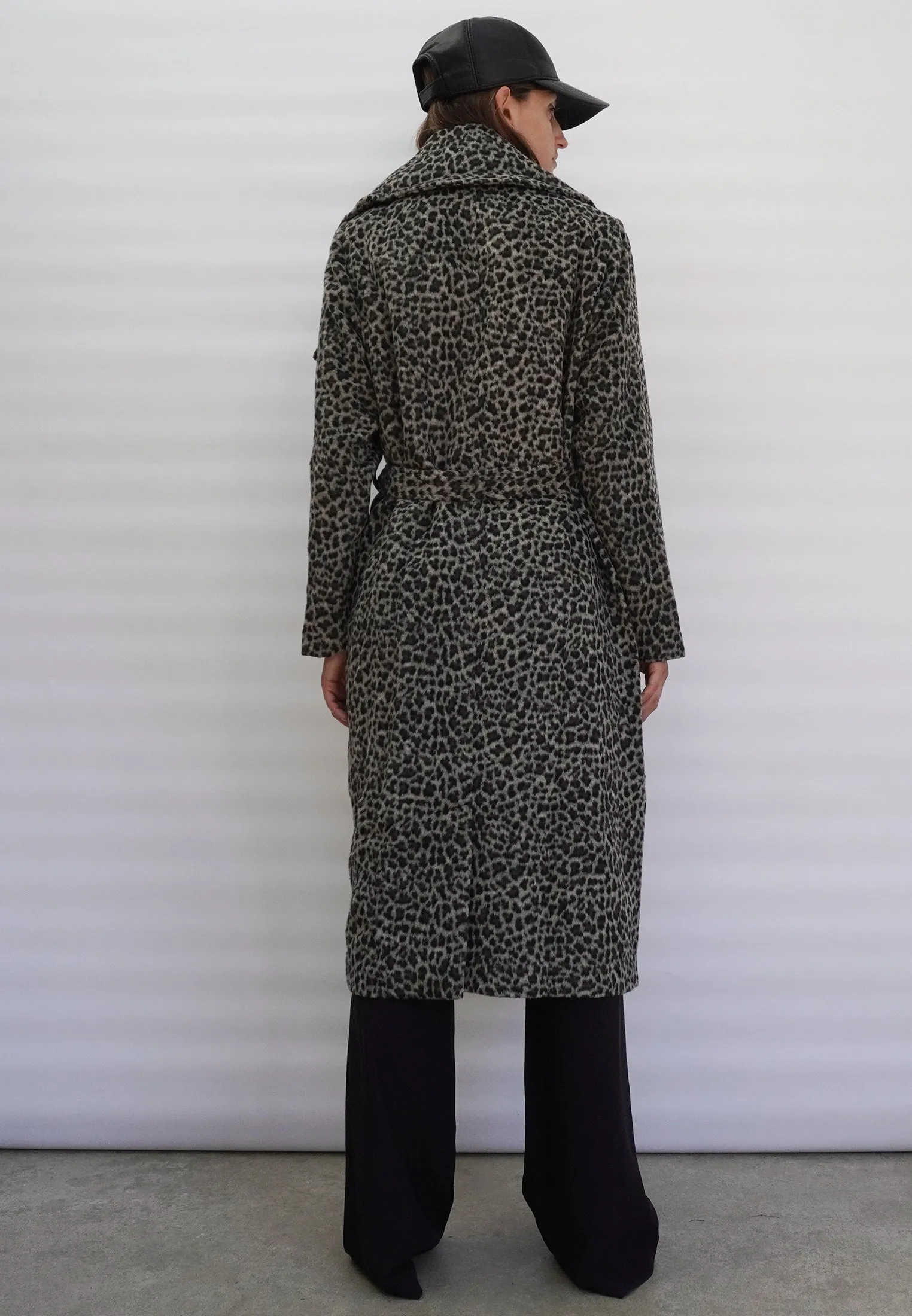 ULTRA COAT ANIMAL JACQUARD