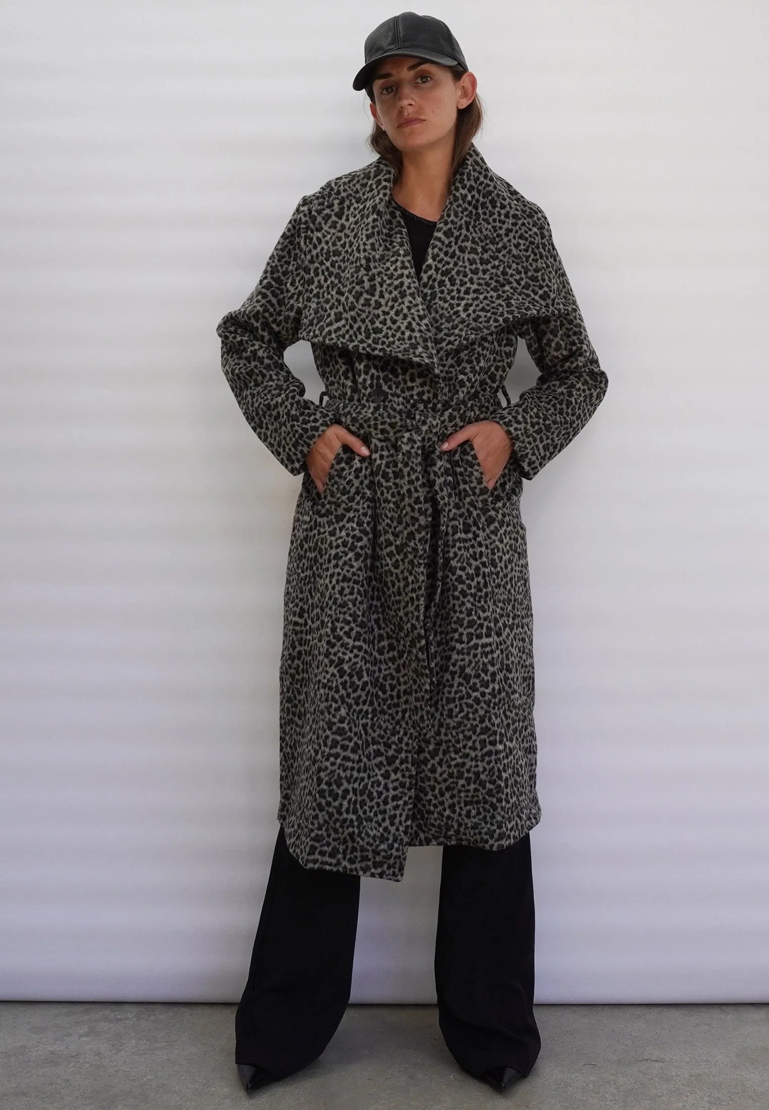 ULTRA COAT ANIMAL JACQUARD