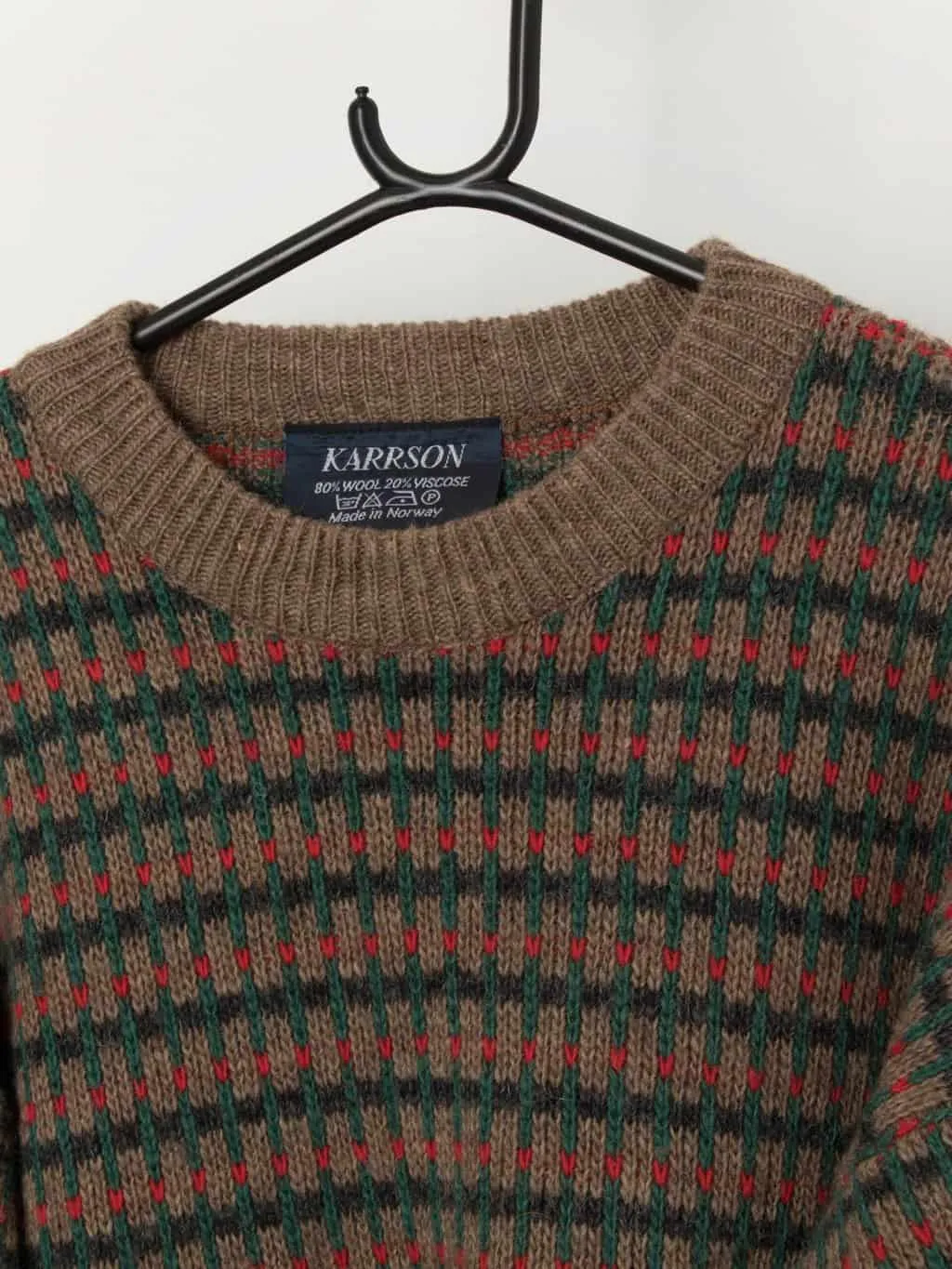 Vintage men’s Norwegian wool sweater in brown – Medium