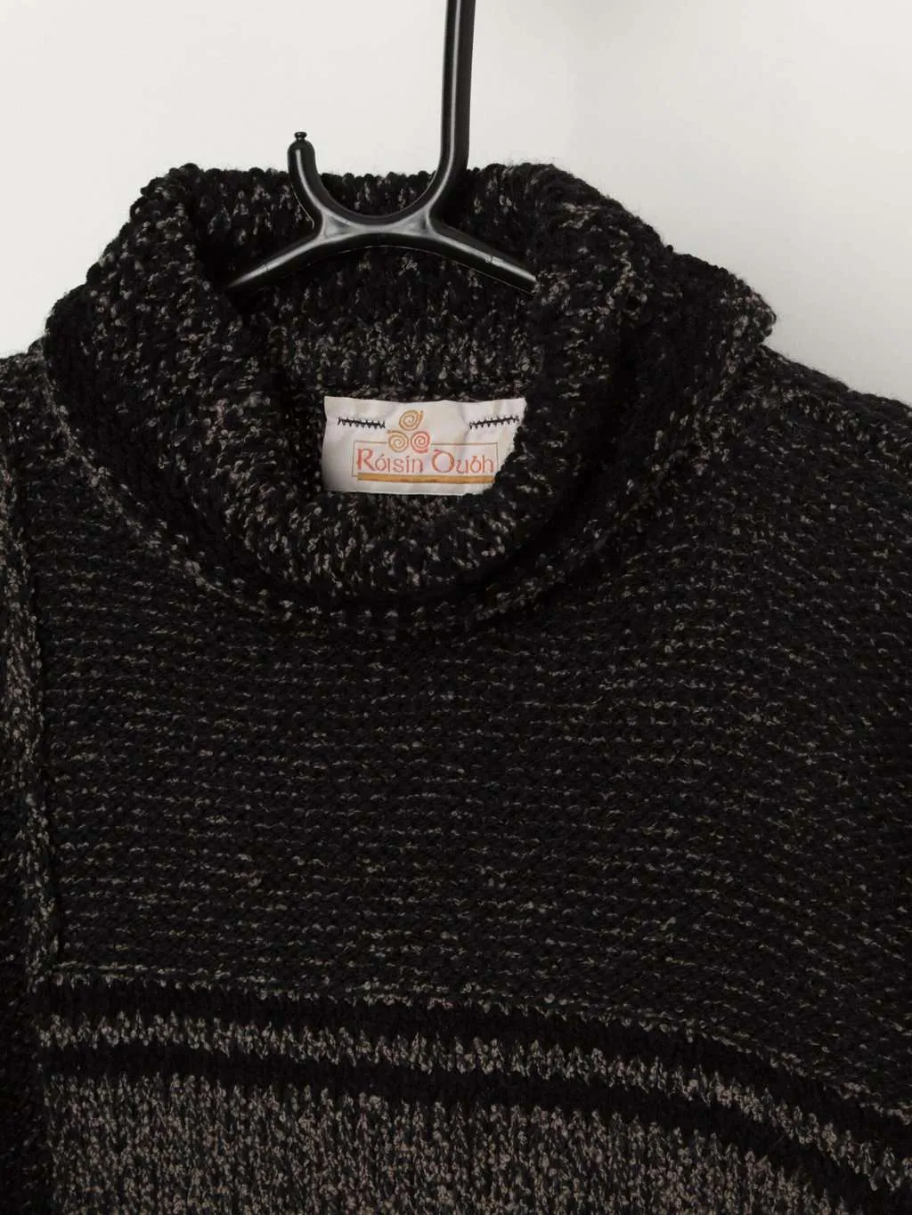 Vintage Róisin Óuóh Irish wool roll neck knitted sweater – Medium / Large